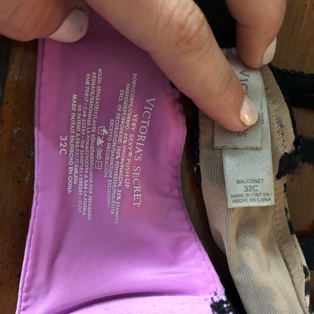 Victoria Secret Bras - Picture 6 of 7